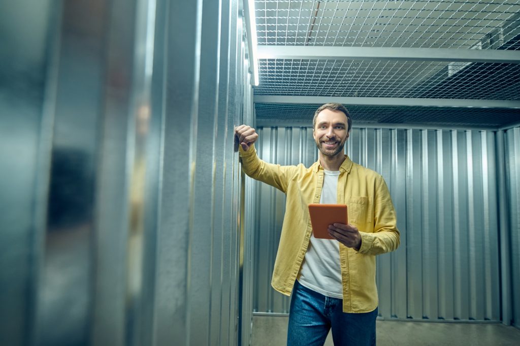 benefits short term commerical storage