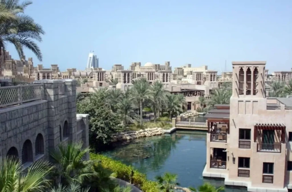 umm suqeim about 3 storage space dubai