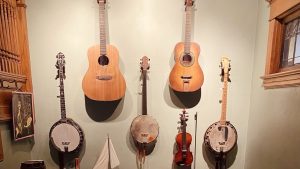 What the climate is actually doing to your instruments storage space dubai